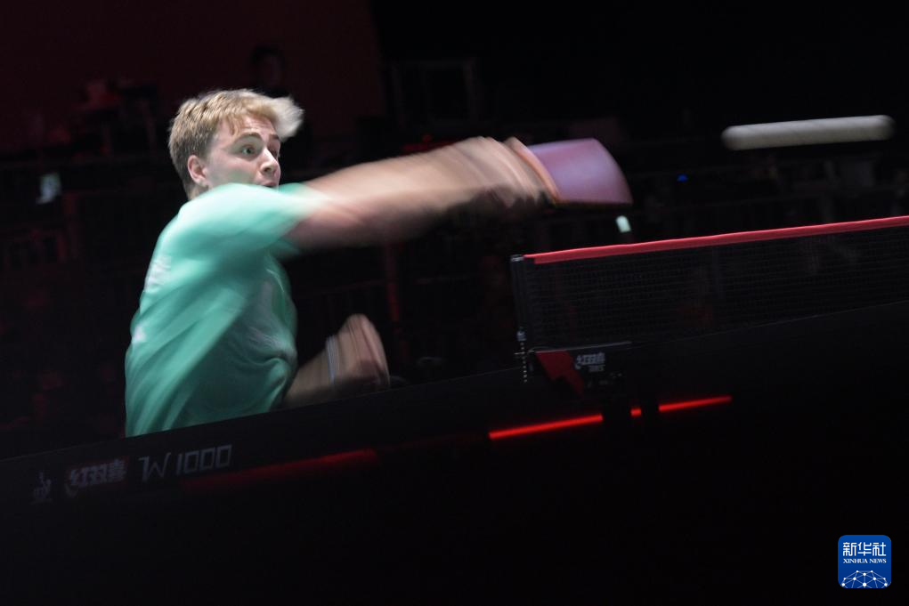 亚洲之巅 亚洲之巅