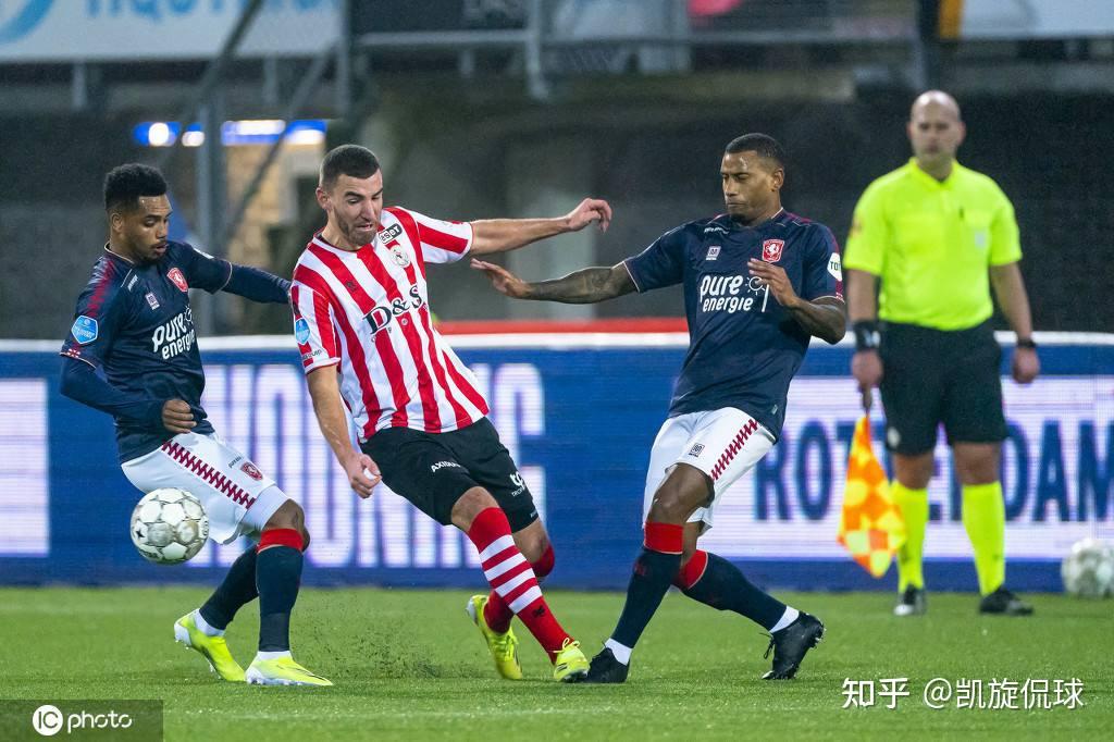 体育2023年10月15日《体育新闻》完整版