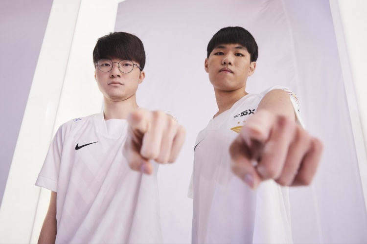 湖人擒鹈鹕夺NBA五连胜 塔图姆三分球绝杀猛禽.