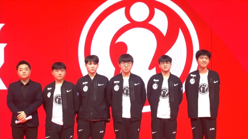 一颗新星 一颗新星