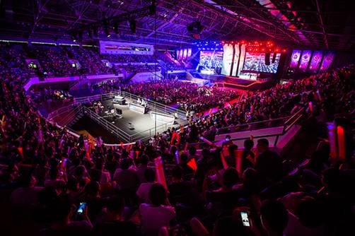 手在全场比 手在全场比