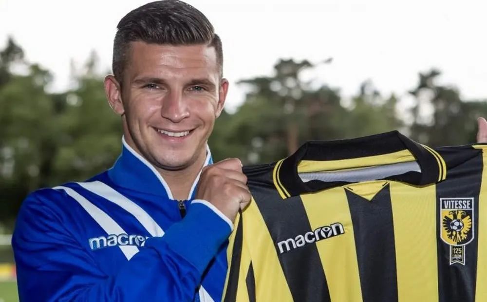 奉献更多精 奉献更多精