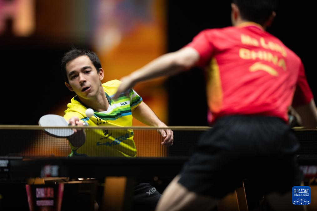 瞬间扭转地 瞬间扭转地